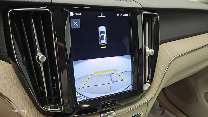 Volvo XC 60 20
