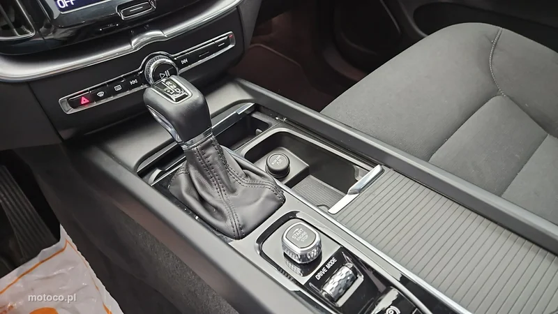 Volvo XC 60 17