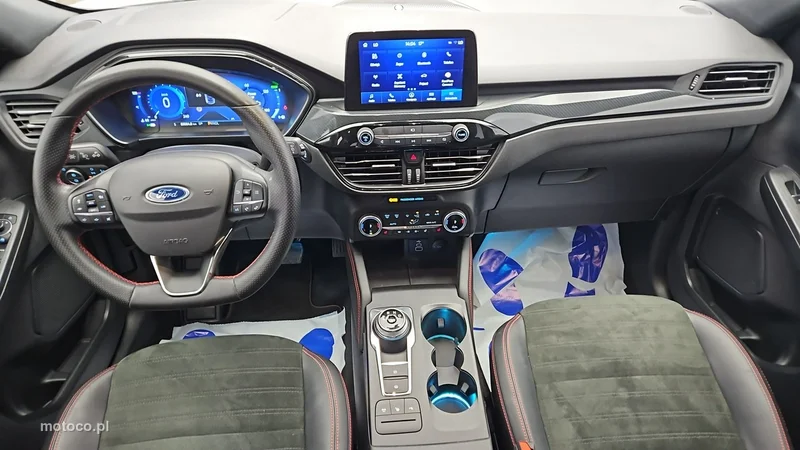 Ford Kuga III 13