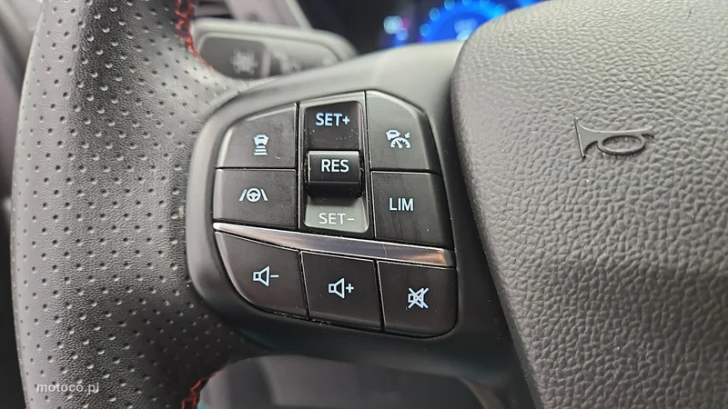 Ford Kuga III 16