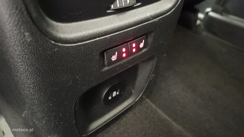 Ford Kuga III 23