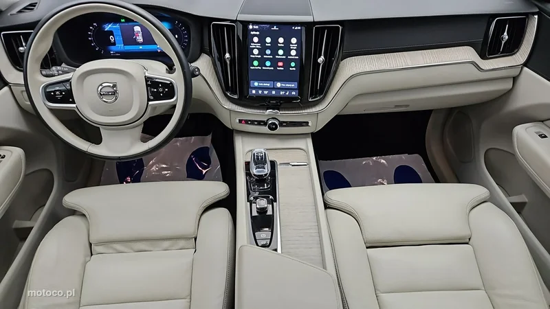 Volvo XC 60 13