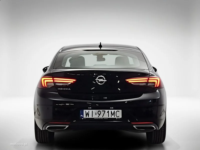 Opel Insignia Grand Sport 4
