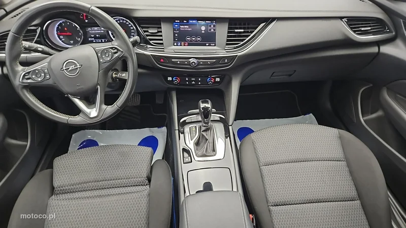Opel Insignia Grand Sport 13