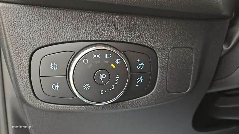 Ford Focus IV 17