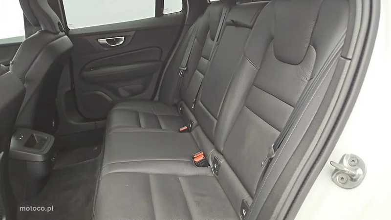 Volvo V60 19