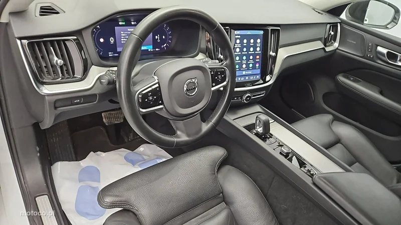 Volvo V60 9