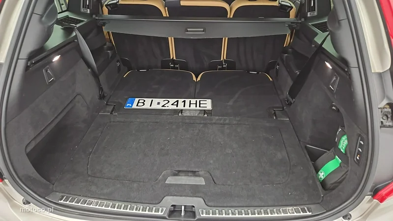 Volvo XC 90 24