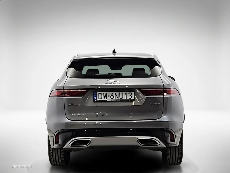 Jaguar F-Pace 4