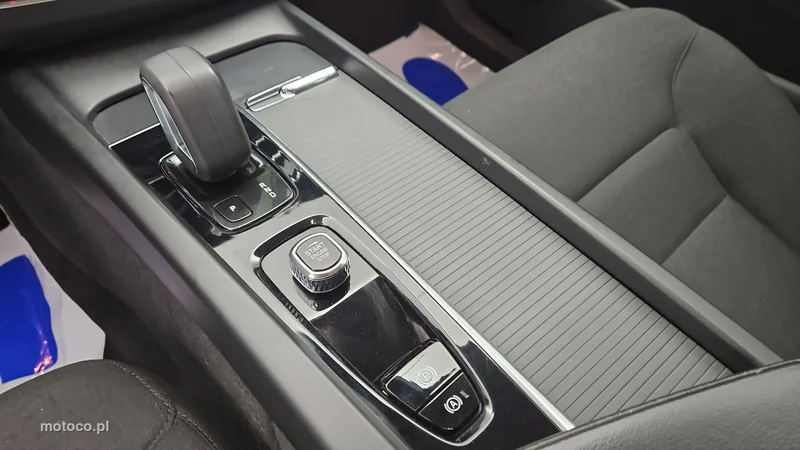 Volvo XC 60 17