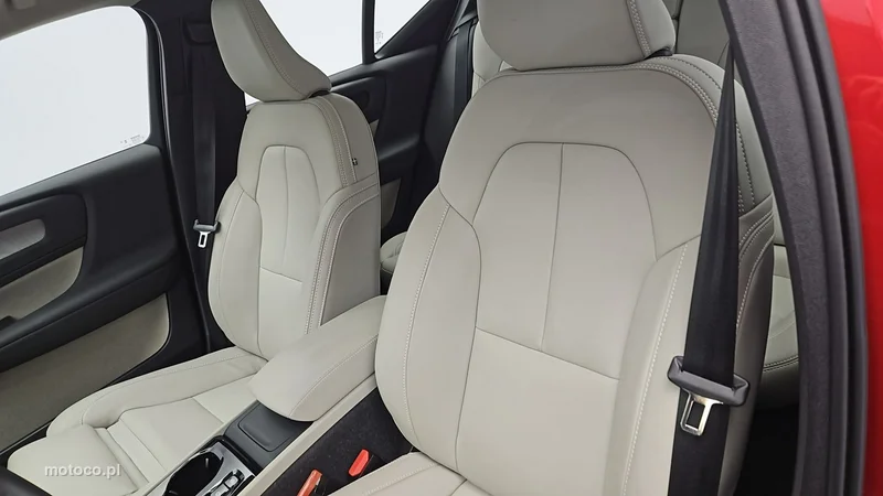 Volvo XC 40 11