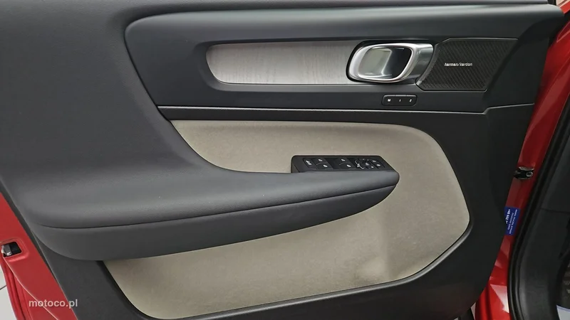 Volvo XC 40 10