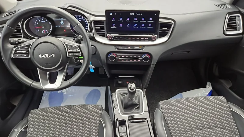 Kia XCeed 13
