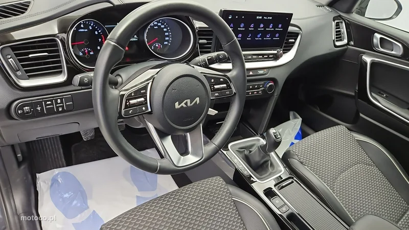 Kia XCeed 9