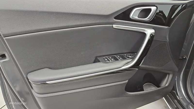 Kia XCeed 10