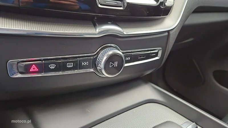 Volvo XC 60 17