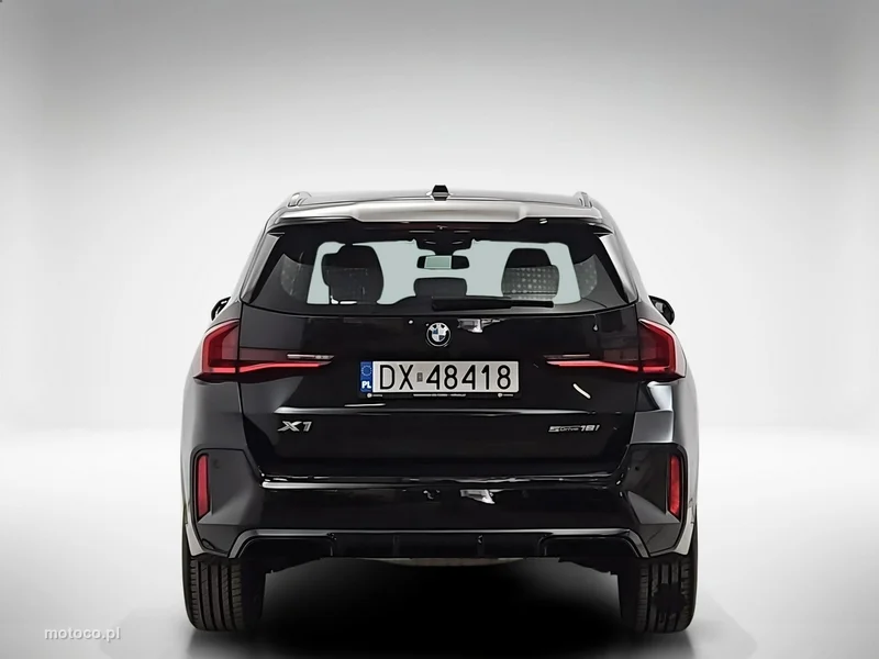 BMW X1 U11 4
