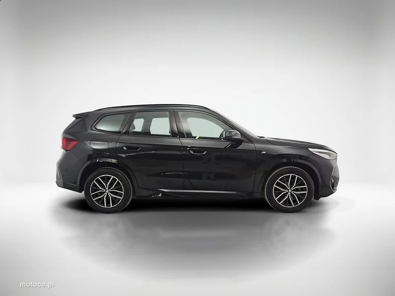 BMW X1 U11 6