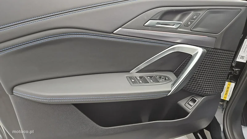 BMW X1 U11 10