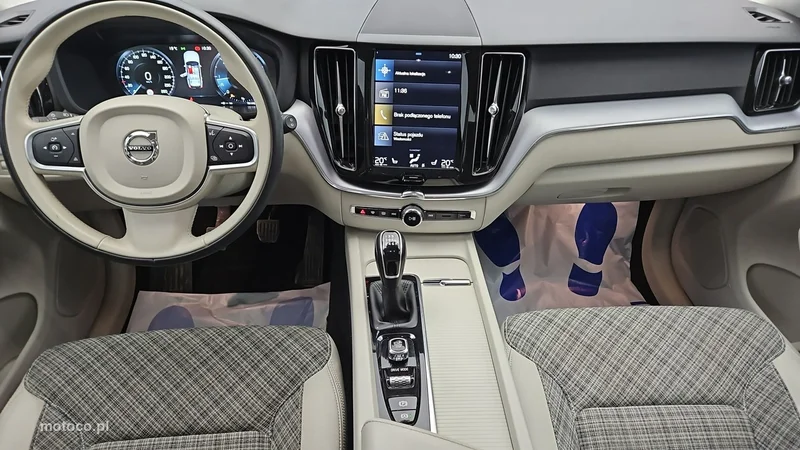 Volvo XC 60 13