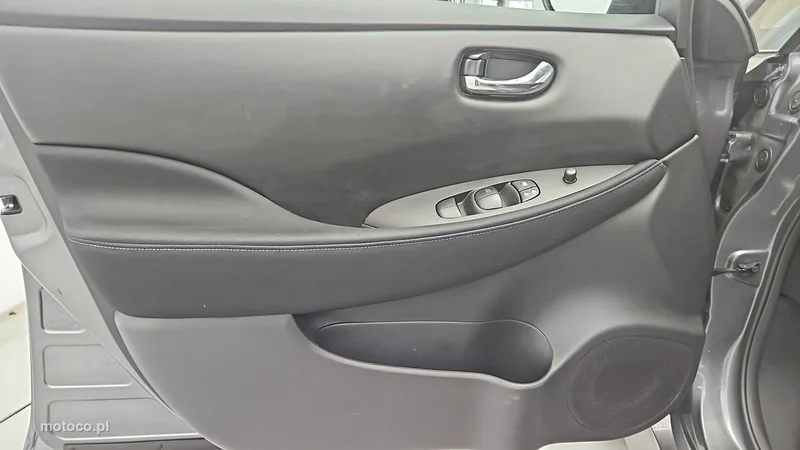 Nissan Leaf 10