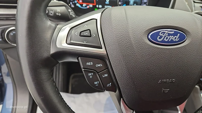 Ford Mondeo V 16
