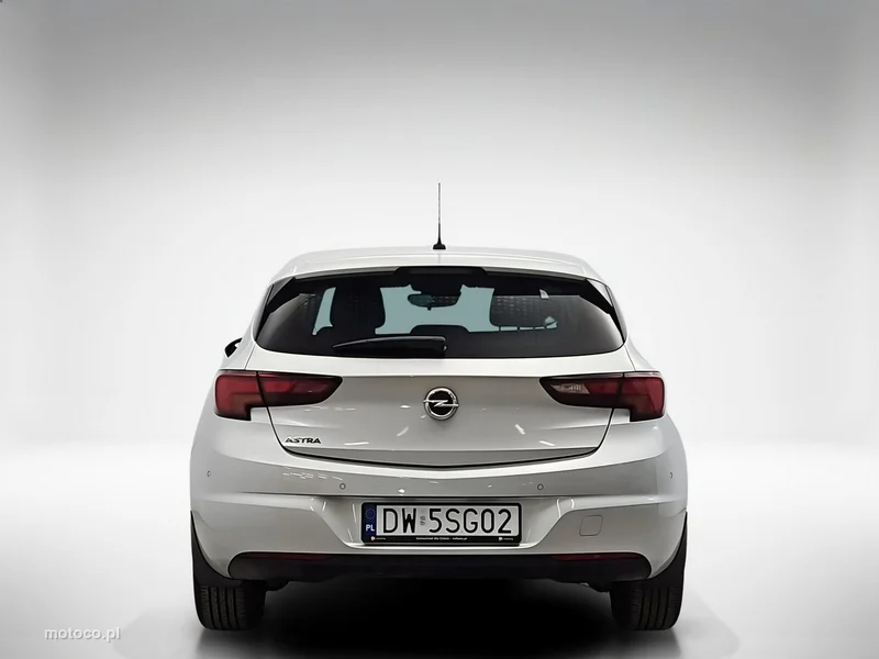 Opel Astra K 4