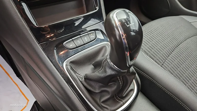 Opel Astra K 17