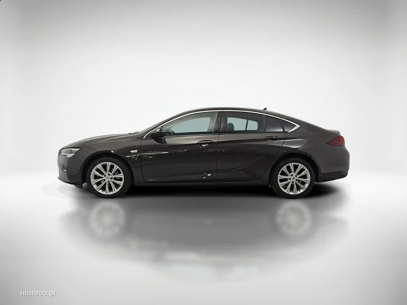Opel Insignia Grand Sport 2