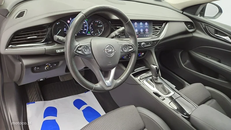 Opel Insignia Grand Sport 9