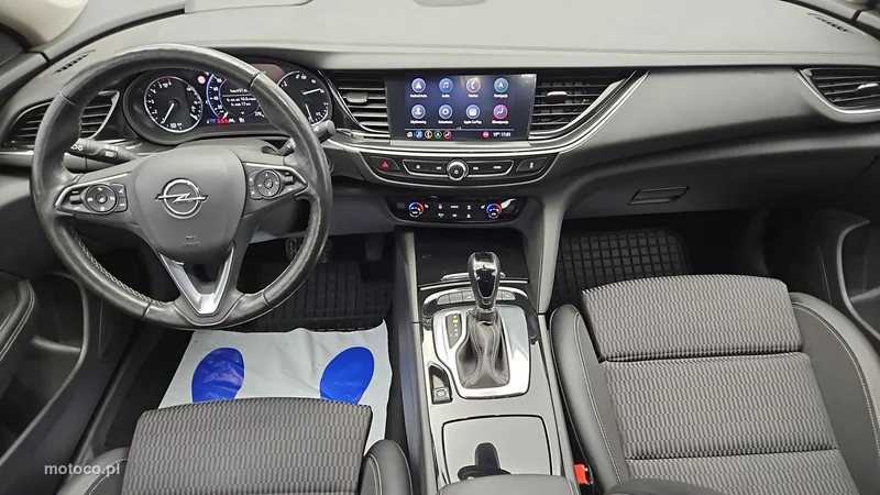 Opel Insignia Grand Sport 13