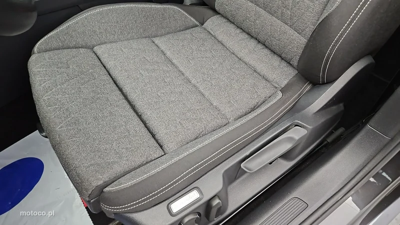 Volkswagen Passat Variant B8 12