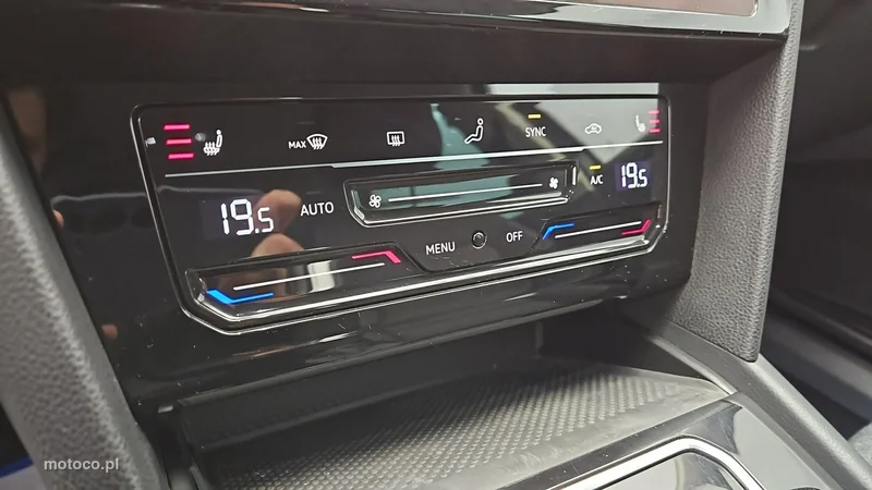 Volkswagen Passat Variant B8 18
