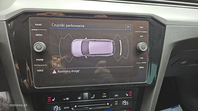 Volkswagen Passat Variant B8 20
