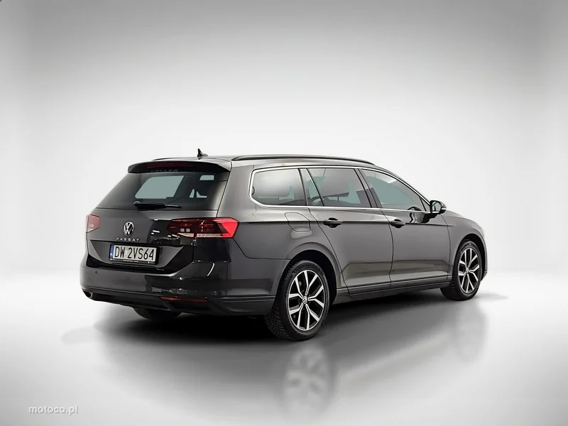 Volkswagen Passat Variant B8 5