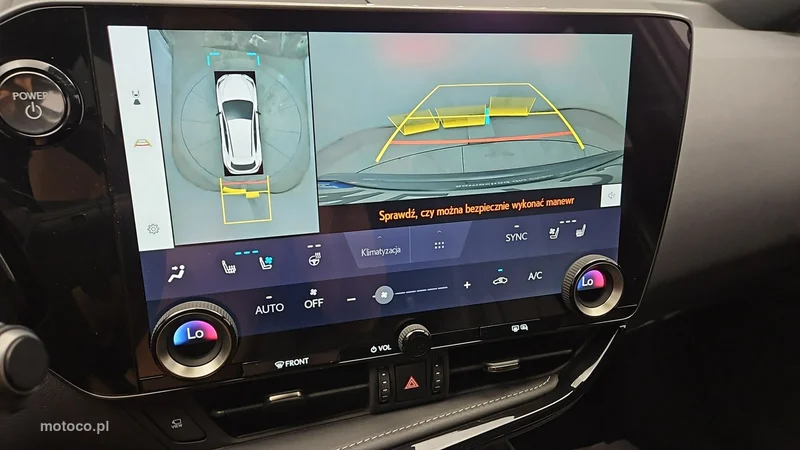 Lexus NX 21