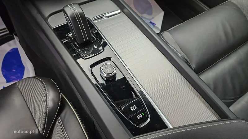 Volvo V60 16