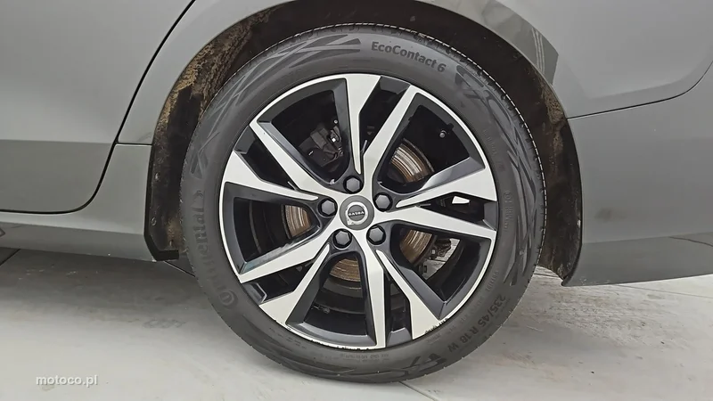 Volvo V60 24