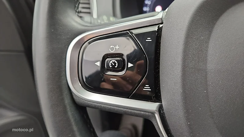 Volvo XC 90 16