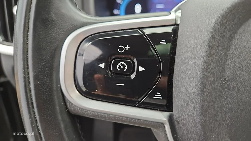 Volvo V90 Cross Country 16