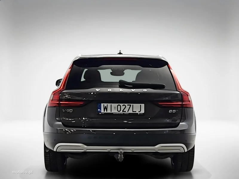 Volvo V90 Cross Country 4