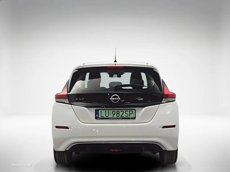 Nissan Leaf 4