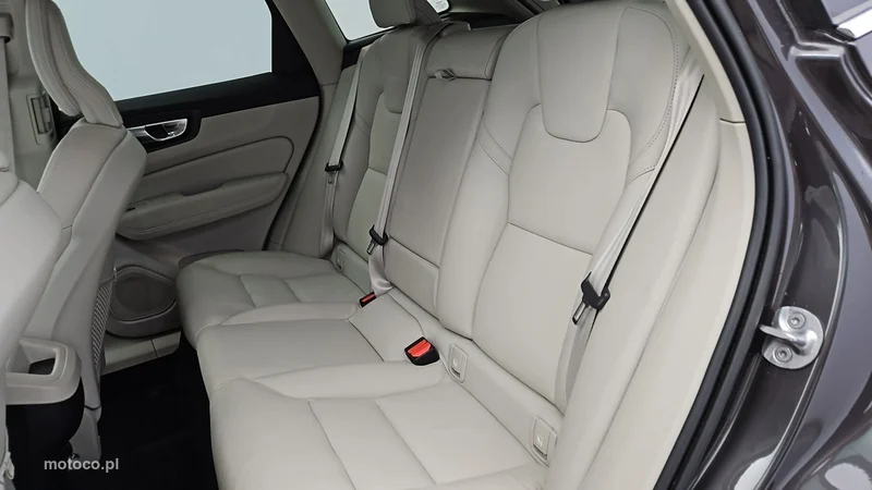 Volvo XC 60 22