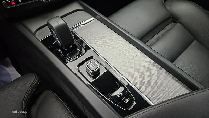 Volvo XC 60 17