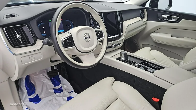 Volvo XC 60 9