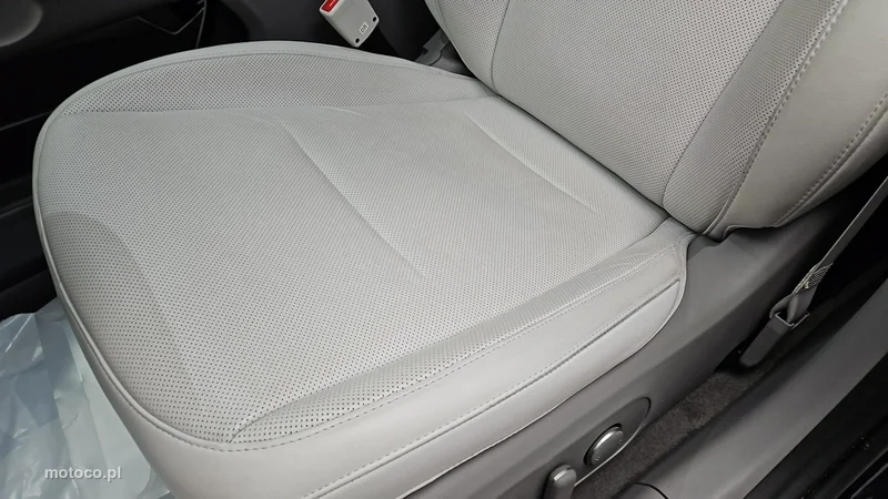 Hyundai IONIQ 6 12