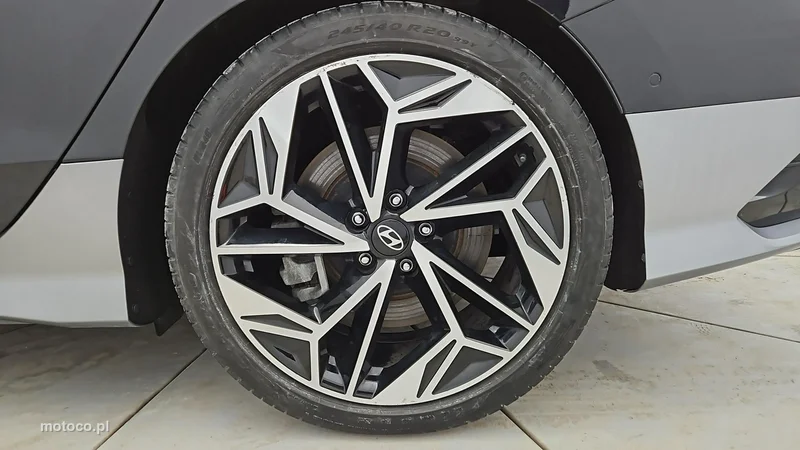 Hyundai IONIQ 6 25