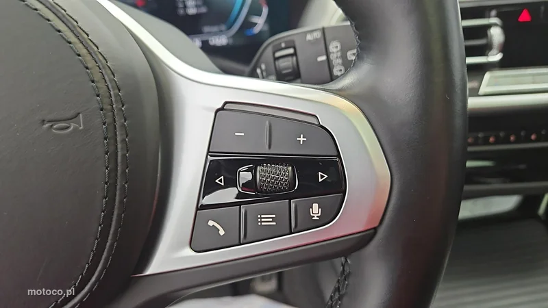 BMW iX3 15