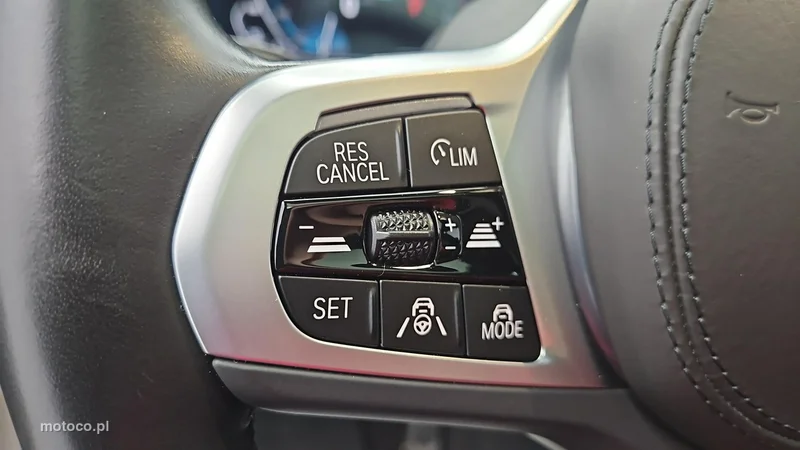BMW iX3 16