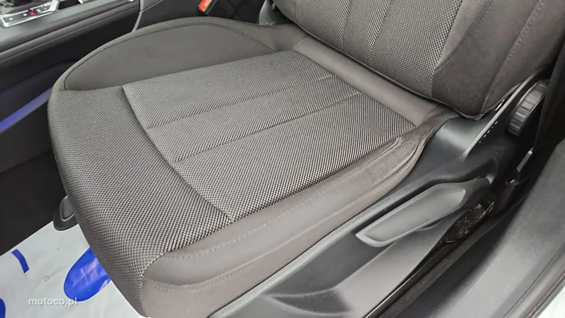 Audi A4 B9 12
